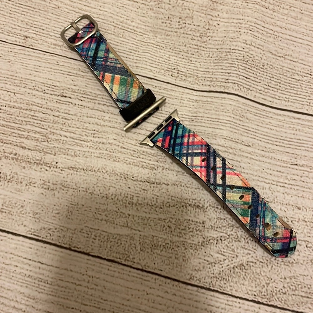 Casetify iwatch band and matching iPhone 12 case​​​ - Picture 2 of 8